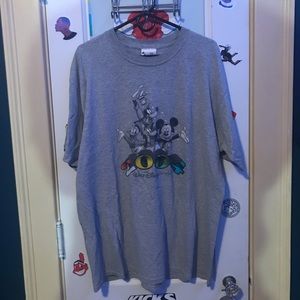 Vintage 2004 Disney t-shirt